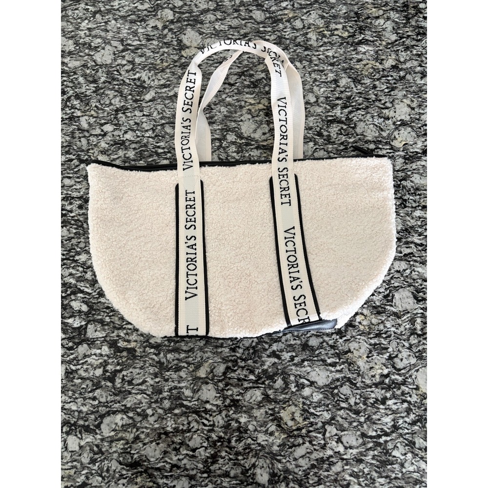 Victoria's Secret Women's Handbag Cream Faux Shearling Shoulder Strap Tote Bag